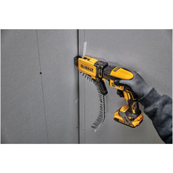 Visseuse plaquiste XR avec 2 batteries 18V 2Ah et chargeur à bande