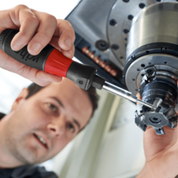 Tournevis électrique multi-embouts speedE Industrial Wiha avec embout T20 et chargeur