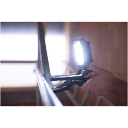 Projecteur LED mobile à pince CL 1050 MA rechargeable lampe orientable 10W 950 lumen