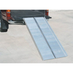 Rampe de chargement pliante PMR 1830 x 710 mm