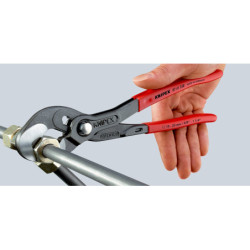 Clé ajustable effet cliquet