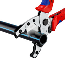 Coupe-tube PER, multicouches et gaines de protection 210 mm - Knipex - Capacité Ø 12-35 mm