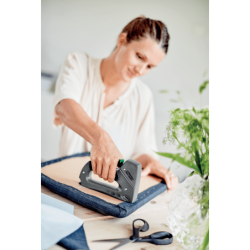 Agrafeuse-cloueuse manuelle PRO ALU 840 pour agrafes N°140 et pointes N°8