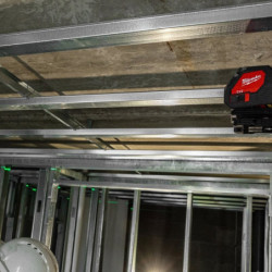 Laser vert 2 lignes à piles CLL-C dans coffret HD BOX -4933478753
