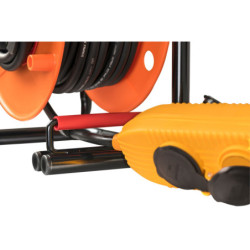 Enrouleur Brennenstuhl Garant BT-RB 4 prises 2P+T câble H07RN-F 3G2.5