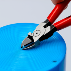 Pince coupante de côté spéciale plastique Knipex Poignées gainées
