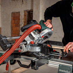 Scie à onglet radiale KGS 216 M Metabo Ø216 mm 1200W