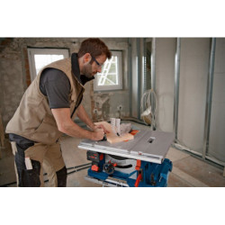 Scie de table sans fils Bosch GTS 18V-219 boîte carton