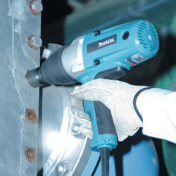 Boulonneuse à choc 380W Makita TW0200