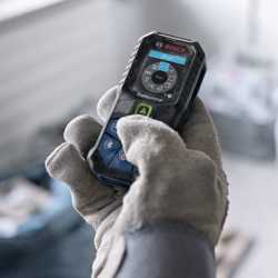 Télémètre laser vert Bosch GLM 50-27 avec accessoires de protection