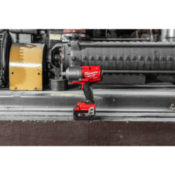 Boulonneuse à chocs Fuel One Key M18 Milwaukee carré 3/4'' 18V avec 2 batteries et chargeur
