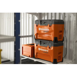 Chargeur 4 batteries 40-C1000X4 Husqvarna 100-240V 50/60Hz