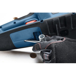 Tronçonneuse à chaine sans fil GKE 18V-40 Bosch