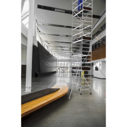 Échafaudage roulant et pliant en aluminium Runner Tubesca-Comabi