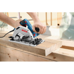 Scie circulaire GKS 55+ GCE Bosch en boîite carton