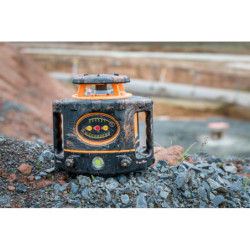 Pack laser rotatif simple pente FL 300HV-G EasyGRADE récepteur FR 50 trépied FS 20 et mire TN 14