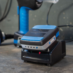 Riveteuse sur batterie Element 6 Scell-it pour rivet de structure Ø 4.8 à 6.4 mm avec 2 batteries