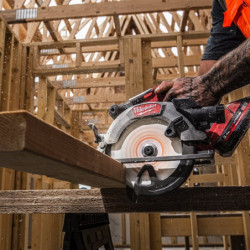 Scie circulaire Ø165 MILWAUKEE M18 FCS552-0 sans batterie ni chargeur
