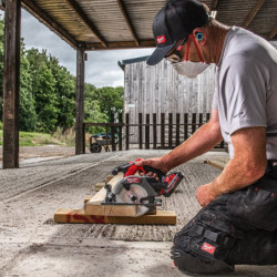 Scie circulaire Ø165 MILWAUKEE M18 FCS552-0 sans batterie ni chargeur