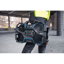 Radio GPB 18VH-6 SRC batterie ou pile 2x AAA Solo BOSCH
