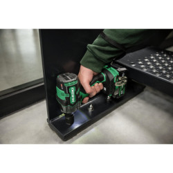 Boulonneuse choc 345Nm 2 batteries 18V 5Ah avec chargeur HITCASE Hikoki