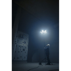 Projecteur LED 360° R42050 BT Professional 6,7m H07RN-F 3G1,0 + 3,3m H05RN-F 3G1,0 42000lm