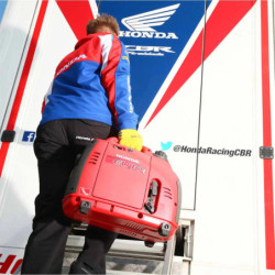 Groupe électrogène EU 10i Inverter à essence 1000 W insonorisé