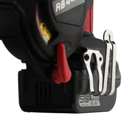 Machine à ligaturer MAX RB443T 2 batteries 14.4V - 5.0 Ah 1 chargeur et 1 bobine de fil galva offert