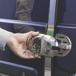 Antivol camionette tout type de porte - zamack fintion nickelé vis fournis