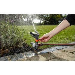 Arroseur canon sur traîneau Premium Gardena - Tête d'arrosage précise laiton - Portée 5-12,5 m