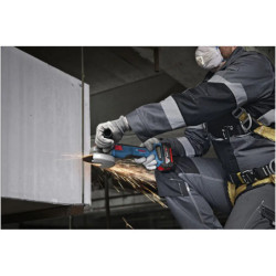 Pack Bosch perceuse visseuse GSR 185-LI + meuleuse GWS 18V-8 125 et 2 batteries 18V 4Ah