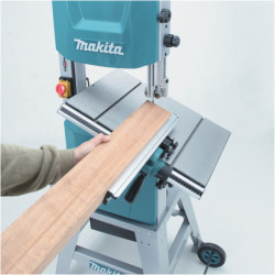 Scie à ruban Makita 230V 900W