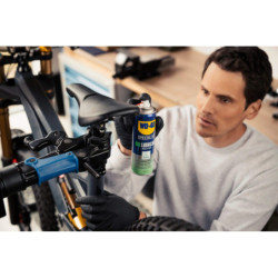 Lubrifiant dégrippant Bio Specialist WD-40 en aérosol de 200 mL