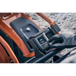 Plaque vibrante LF 75 PACE 420 mm HUSQVARNA sans batterie ni chargeur