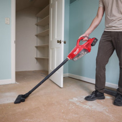 Aspirateur compact M18 BLCV2-0 vendu en carton
