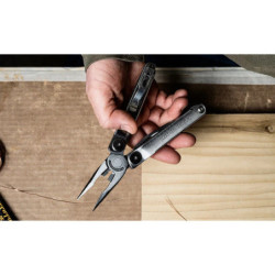 Pince Leatherman CURL multifonction 15 outils en 1 gris en etui