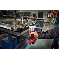 Riveteuse Milwaukee M12 BPRT-201X 1 Batterie 12v 2.0 Ah plus chargeurpour rivets 2.4 à 7.8
