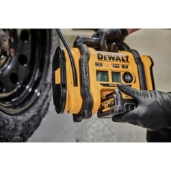 Gonfleur 2.4 bar DCC018N-XJ sans Batterie ni Chargeur