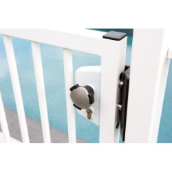 Gâche polyamide Locinox pour portillon de jardin profil carré noir RAL 9005
