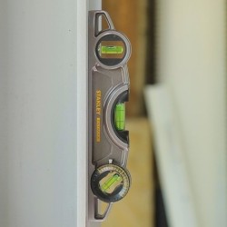 Niveau à bulle Stanley Torpedo Fatmax Pro magnétique 3 fioles 25 cm
