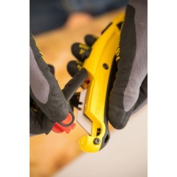Cutter, couteau a lame retractable + 5 lames carbide