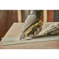 Cutter Stanley Fatmax Quick Snap 18 mm fmht105940
