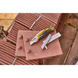 Cutter Stanley Fatmax Quick Snap 18 mm fmht105940