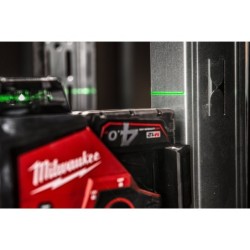 Laser 3 lignes vertes 12 volts M12 3PL-401C Milwaukee avec batterie 4AH chargeur et coffret