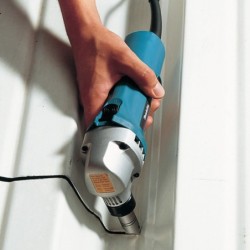 Grignoteuse électrique Makita JN1601 avec poinçon 550 W en boite carton