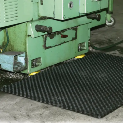 Tapis caillebotis IDS en caoutchouc noir