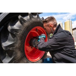 Boulonneuse à chocs XGT40V MAX TW001GM201 Makita avec 2 batteries 4Ah et chargeur
