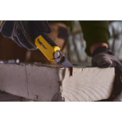 Cutter Fatmax Stanley avec casse-lames intégré et 6 lames fournies