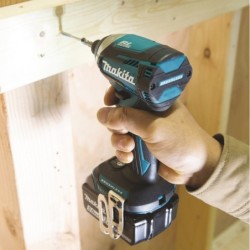 Visseuse à choc 18V Li-ion 5Ah 175Nm Makita avec 2 batteries et 1 chargeur en coffret