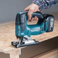 Scie sauteuse DJV182ZJ Makita 18V sans batterie ni chargeur en coffret Mak-Pac